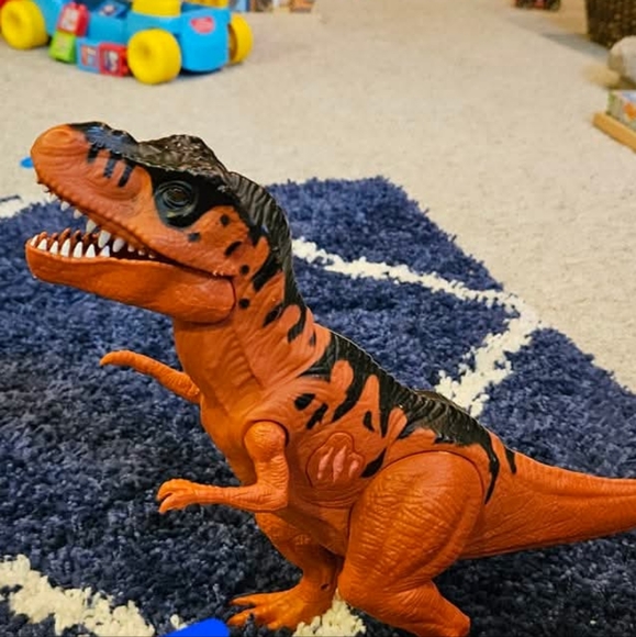 Play Dinosaur - Picture 1 of 1